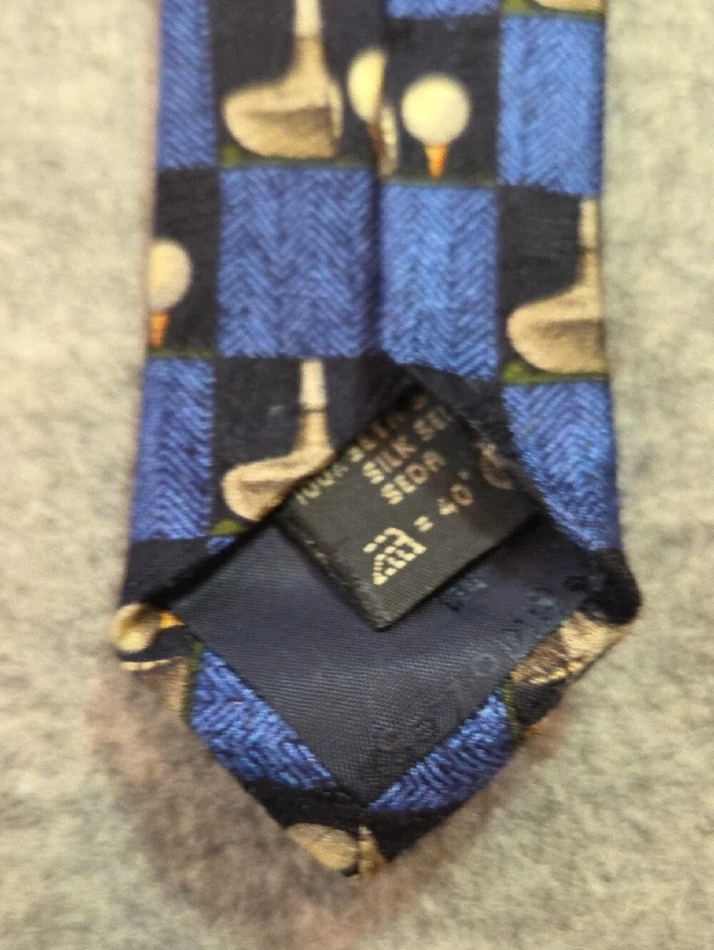 Ermenegildo Zegna Men's Blue and Black Checker Silk Tie with Golf Motif 3.85x59